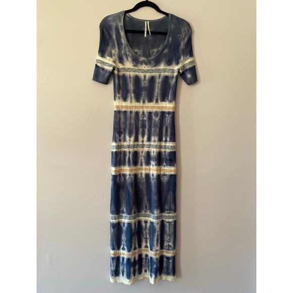 Anthropologie Dresses & Skirts - Anthropologie Blue White Kato Tie Dye Short Sleeve Midi Dress Women size Medium